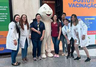 Além de se vacinar, dá para tirar foto com o Zé Gotinha (Foto: Reprodução/Instagram)