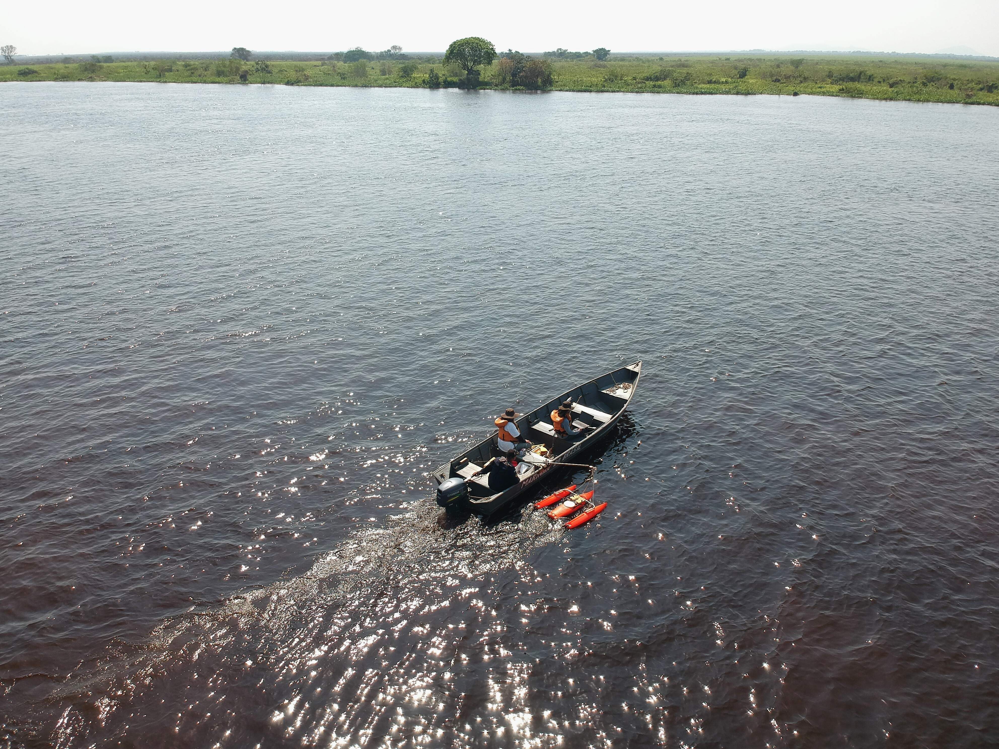Universidades e Marinha se unem em projeto para analisar água do Rio Paraguai