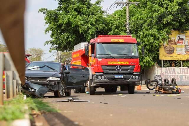 Motociclista fica gravemente ferido em acidente com condutor de S&atilde;o Paulo