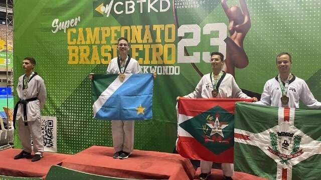 MS volta com tr&ecirc;s ouros do Supercampeonato Brasileiro de Taekwondo 