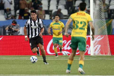 Botafogo cede empate a time argentino na Sul-Americana