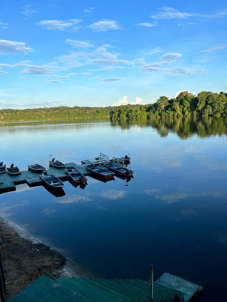 UMA FAMÍLIA QUE SE DEDICA PARA A PESCA ESPORTIVA