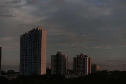 Calorão predomina e temperatura pode chegar aos 39ºC nesta quinta em MS