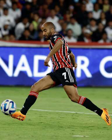 S&atilde;o Paulo perde para o LDU em ida &agrave;s quartas da Sul-Americana