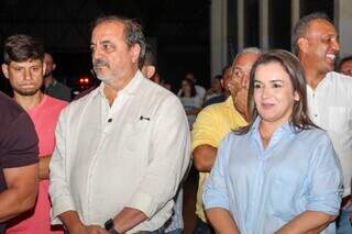 Paulo Roberto dos Santos e Adriane Lopes durante a solenidade. (Foto: Juliano Almeida)