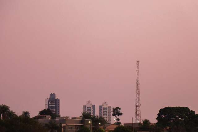 Frente fria deve trazer chuva e 12&deg;C no fim de semana