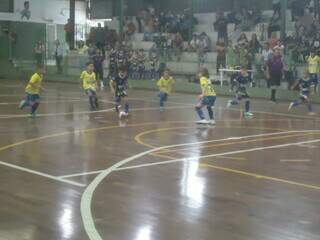 Partida da 31ª Copa Pelezinho de Futsal ocorrida neste sábado (Foto: Divulgação)