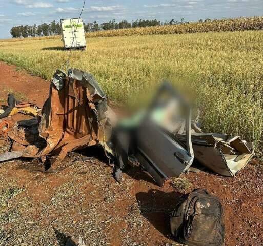 Fiat Uno parte ao meio e tr&ecirc;s morrem v&iacute;timas de acidente na MS-386