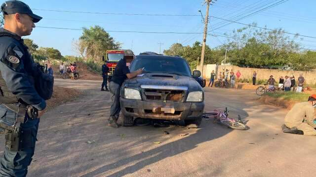 Menino de 6 anos &eacute; socorrido inconsciente ap&oacute;s ser atropelado por caminhonete