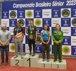 Pódio da categoria feminino de 53 kg, em que a atleta Assíria Daniela Maurício da Silva foi medalhista (Foto: Divulgação)