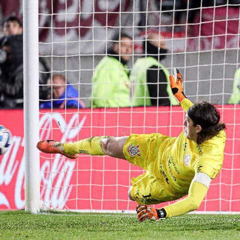 Corinthians vence Estudiantes e vai &agrave;s semifinais da Sul-Americana