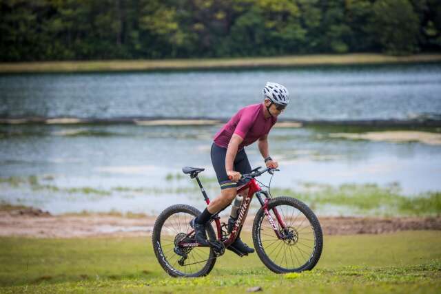 Bonito recebe atletas de todo Brasil em competi&ccedil;&atilde;o de mountain bike