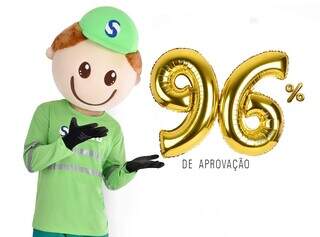 Solurbinho, o mascote da empresa, anuncia a alta aprovação. (Foto: Assessoria)