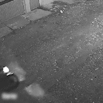 Motociclista dispara 5 vezes contra casa: "estamos assustados", dizem moradores