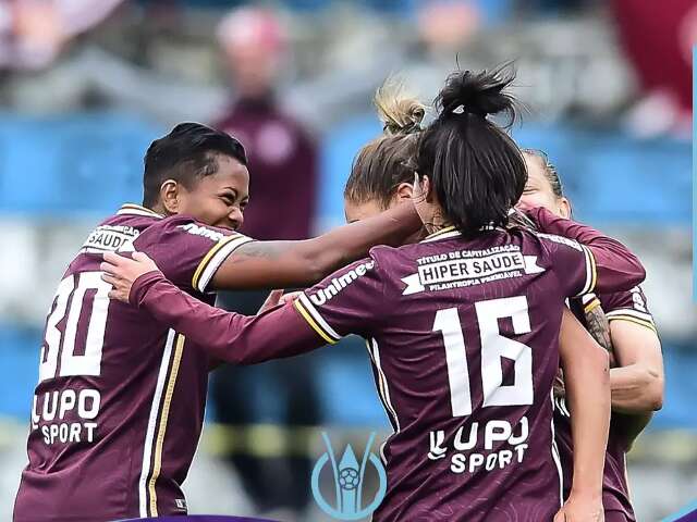 Nos p&ecirc;naltis, Ferrovi&aacute;ria vence S&atilde;o Paulo e vai a final do Brasileiro Feminino