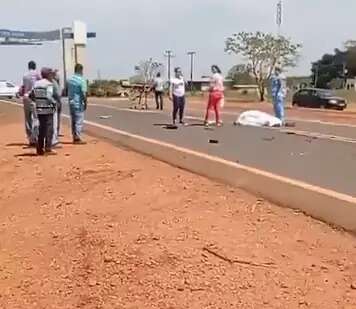 Motociclista morre ap&oacute;s colis&atilde;o com caminhonete na BR-158