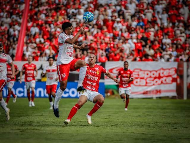 CRB derrota Vila Nova com gol nos acr&eacute;scimos e fora de casa