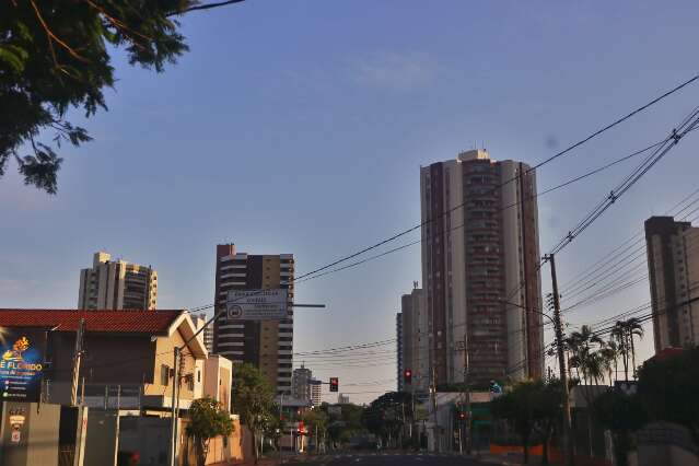 Domingo ter&aacute; varia&ccedil;&atilde;o de temperatura e previs&atilde;o de tempestade