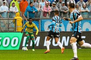 Lance da partida disputada na Arena do Grêmio (Foto: Divulgação/Cuiabá Esporte Clube)