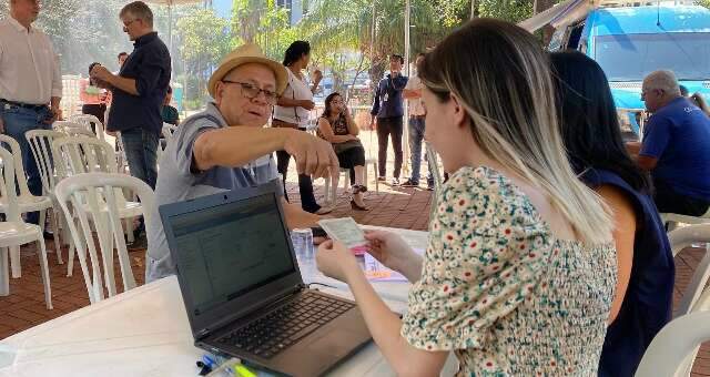 Campanha do Procon d&aacute; descontos e parcelamento para quita&ccedil;&atilde;o de d&iacute;vidas