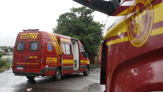 Motociclista foge ap&oacute;s atropelar morador de rua no Taquaral Bosque