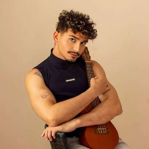 Viagem, amores e recorda&ccedil;&otilde;es inspiram novo videoclipe de Ruschel