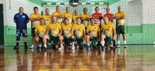 Time da Associação MS de Handebol em Campeonato Brasileiro Máster (Foto: Divulgação)