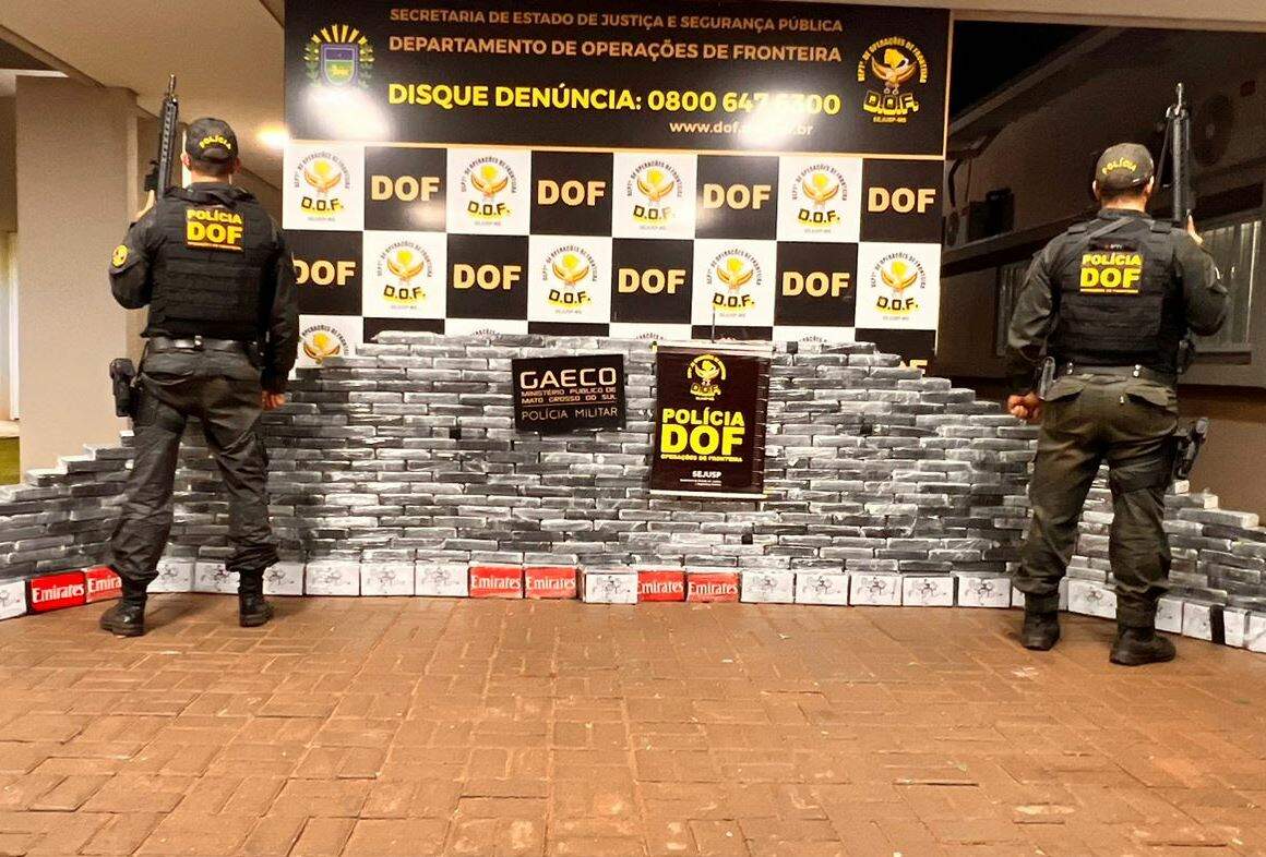 Corregedoria afasta policiais civis que usavam viatura para traficar cocaína