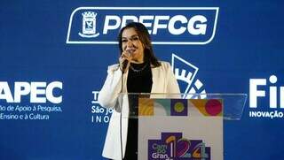 A prefeita de Campo Grande, Adriane Lopes (PP), durante discurso de abertura do ParkTec. (Foto: Alex Machado)