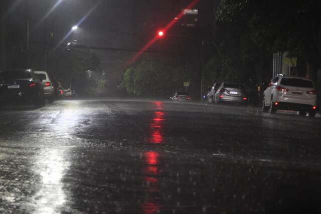 Em Campo Grande, frequ&ecirc;ncia de chuvas &eacute; maior nos fins de tarde e &agrave; noite