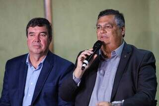 Governador de MS, Eduardo Riedel e Ministro da Justiça, Flávio Dino, durante evento em Campo Grande, em agosto (Foto/Arquivo)