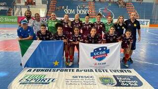 Equipe de futsal da Serc/UCDB antes da partida decisiva deste sábado (Foto: Divulgação)