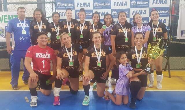 Corumb&aacute;, Aquidauana e Sete Quedas conquistam primeiras confer&ecirc;ncias de v&ocirc;lei 