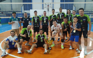 Time da Seleção de Sete Quedas campeão masculino da Sul (Foto: Divulgação/Fundesporte)