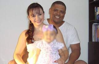 Casal teve uma filha em 2015, fruto de união que durou 16 anos, até Renata ser vencida pelo transtorno psicológico (Foto: Arquivo Pessoal)