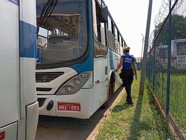 &Ocirc;nibus envolvido em acidente com morte &eacute; periciado 