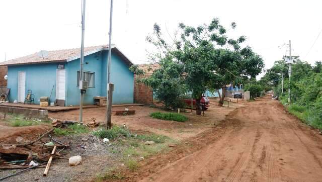 Casas inacabadas causam &quot;racha&quot; entre ind&iacute;genas em Aldeia Urbana da Capital 