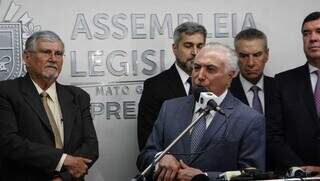 Ex-presidente Michel Temer discursando na Assembleia Legislativa (Foto: Alex Machado)