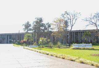 Fachada da Assembleia Legislativa de Mato Grosso do Sul (Foto: Juliano Almeida)