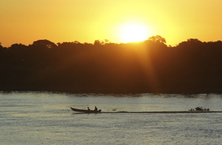 Pôr do Sol no Rio Paraguai, em Porto Murtinho. (Foto: Edemir Rodrigues/Semadesc)