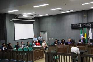 Plenário do Tribunal do Júri de Campo Grande foi usado para última audiência no processo que julga casal por morte de criança (Foto: Juliano Almeida)