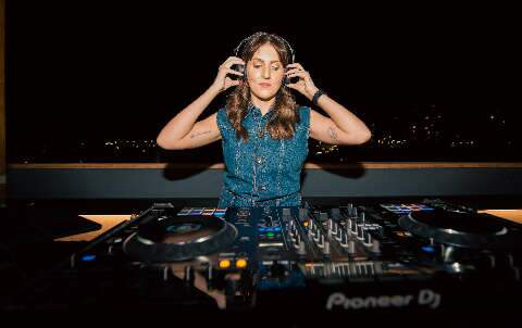 DJ de MS abre shows de Paula Toller com repertório de música brasileira