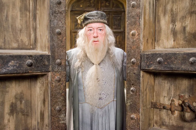 Michael Gambon, o Dumbledore em Harry Potter, morre aos 82 anos