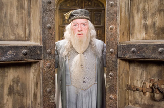 Michael Gambon, famoso por interpretar Albus Dumbledore na franquia dos filmes &#34;Harry Potter&#34;