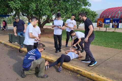 Equipe médica faz simulação para corrida na Avenida Afonso Pena