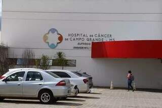 Fachada do Hospital de Câncer de Campo Grande, localizado na Rua Marechal Rondon (Foto: Alex Machado)