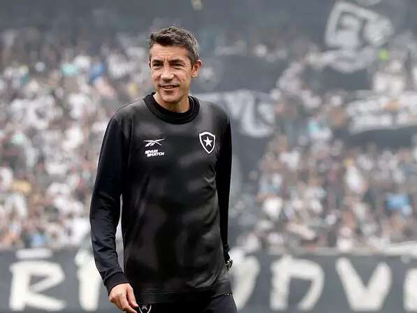 Bruno Lage deixa o comando t&eacute;cnico do Botafogo