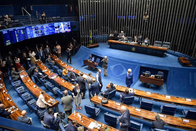 Senado aprova projeto que compensa perdas de ICMS a Estados e munic&iacute;pios