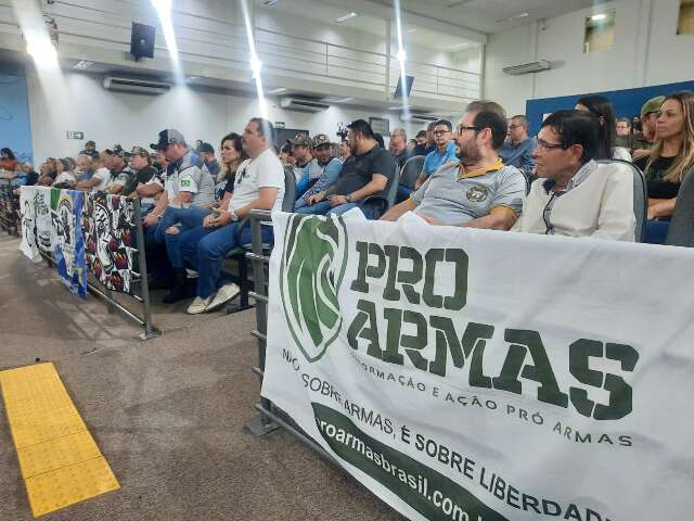 Em regime de urg&ecirc;ncia, vereadores aprovam projeto sobre clubes de tiro