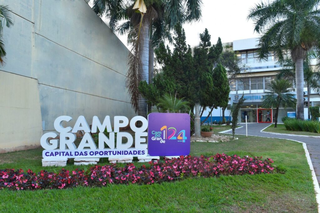 Fachada da Prefeitura de Campo Grande. (Foto: Denilson Secreta)